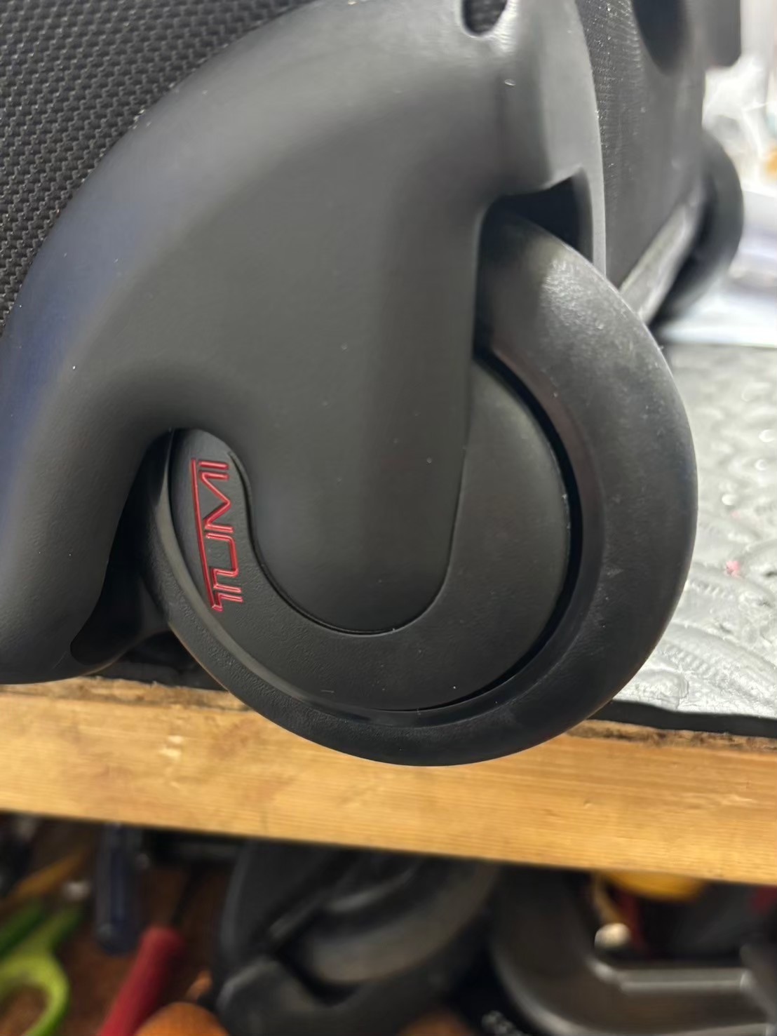 TUMI　キャスター　after