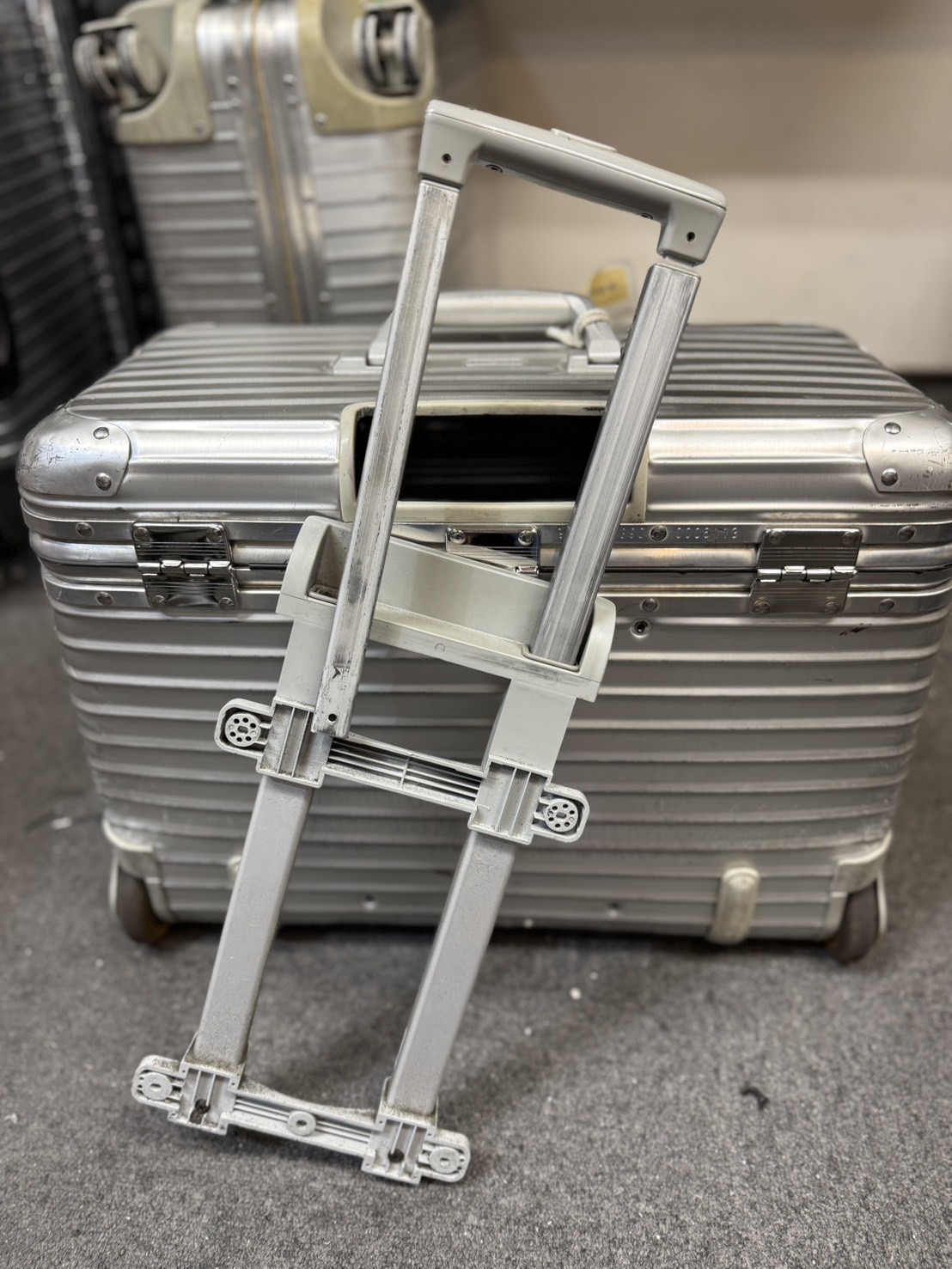 Classic Flight 伸縮ハンドル修理前