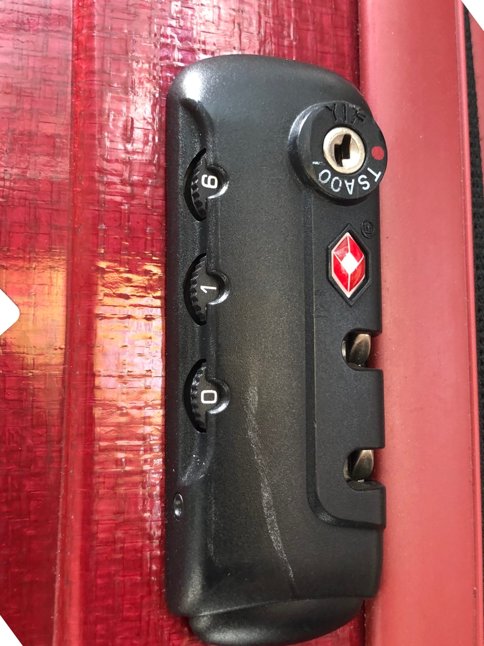 サムソナイト　ロック交換　修理前