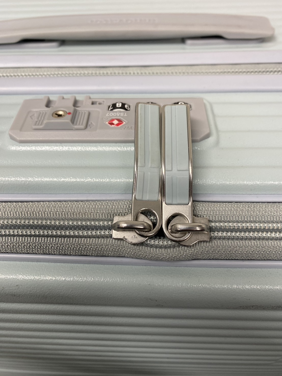 イノベーター　引き手　純正品交換　修理後