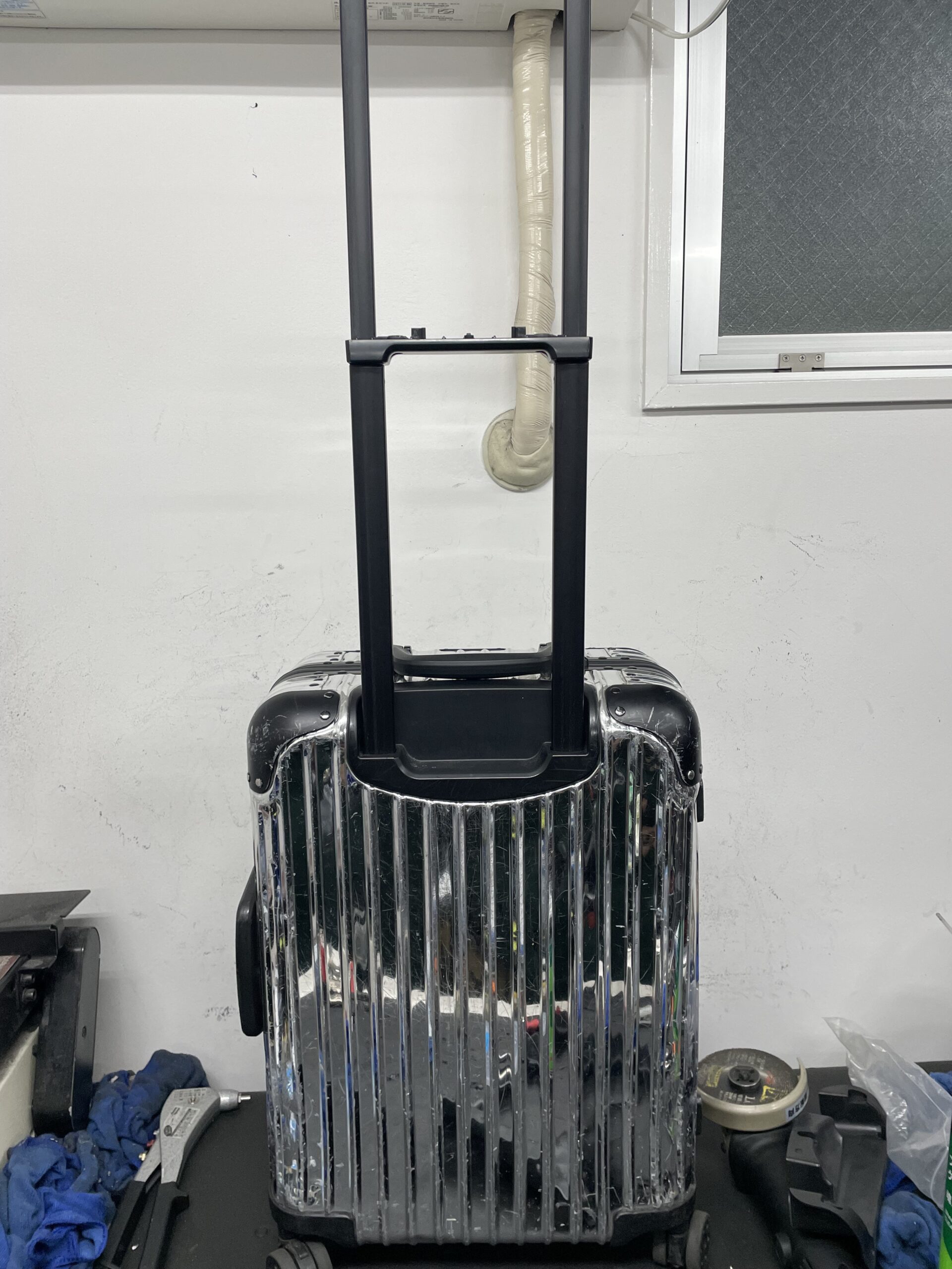 リモワモンクレール　伸縮ハンドル代用品交換　修理前