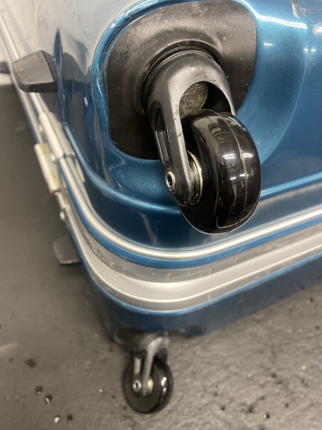 バーマス　キャスター代用品交換　修理後