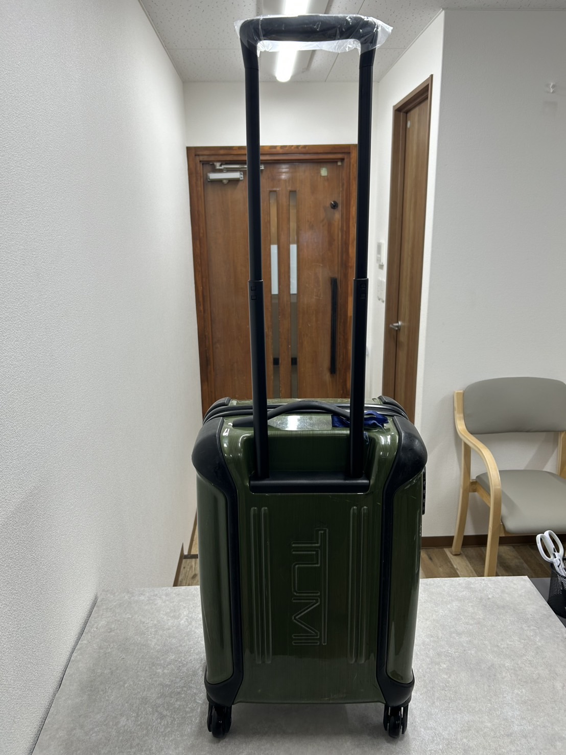 TUMI　伸縮ハンドル純正品　修理後